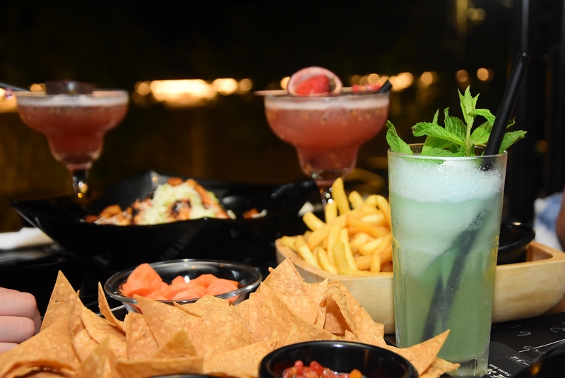 Bar 35 Broumana on Saturday Night